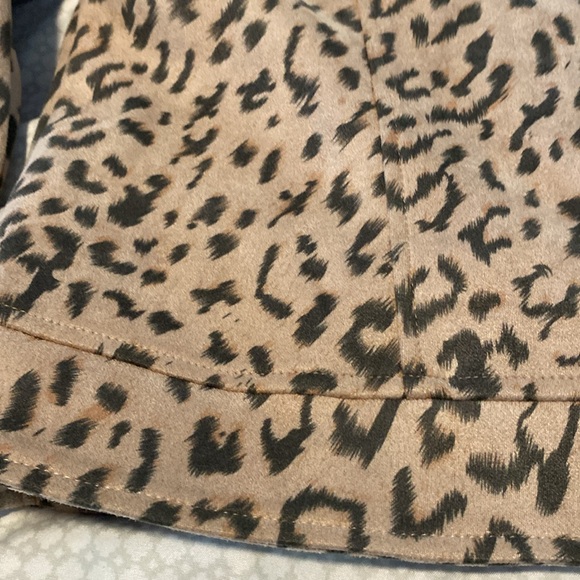 Tan leopard print Jacket - Picture 7 of 9
